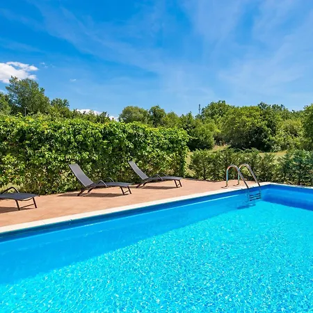 Pool Glavotok At Krk Island - Happy 公寓