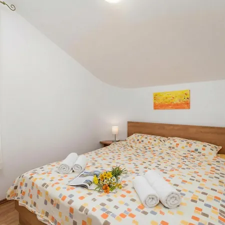 Apartment Pool Glavotok At Krk Island - Happy *