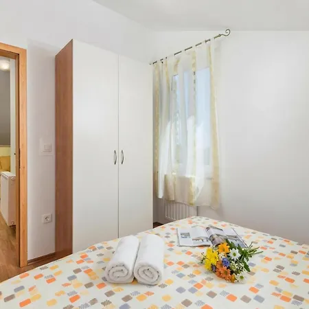 Apartment Pool Glavotok At Krk Island - Happy *
